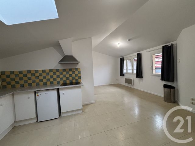 Appartement T2 à louer - 2 pièces - 39.82 m2 - LA REOLE - 33 - AQUITAINE - Century 21 Lgi Immo