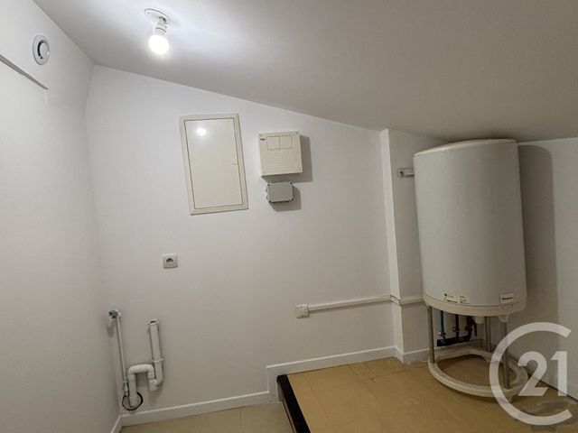 Appartement T2 à louer - 2 pièces - 39.82 m2 - LA REOLE - 33 - AQUITAINE - Century 21 Lgi Immo