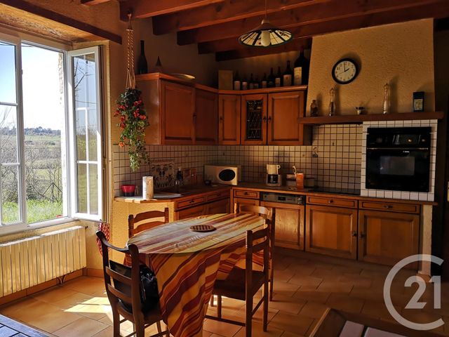 maison à vendre - 5 pièces - 165.0 m2 - BAZAS - 33 - AQUITAINE - Century 21 Lgi Immo maison à vendre - 5 pièces - 165.0 m2 - BAZAS - 33 - AQUITAINE - Century 21 Lgi Immo