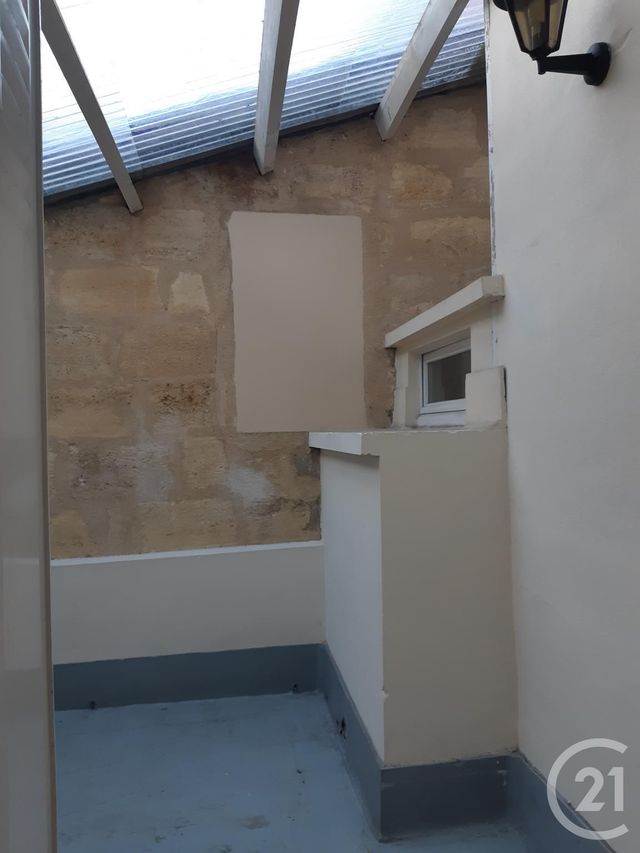 Appartement T3 à louer - 4 pièces - 92.75 m2 - LA REOLE - 33 - AQUITAINE - Century 21 Lgi Immo Appartement T3 à louer - 4 pièces - 92.75 m2 - LA REOLE - 33 - AQUITAINE - Century 21 Lgi Immo
