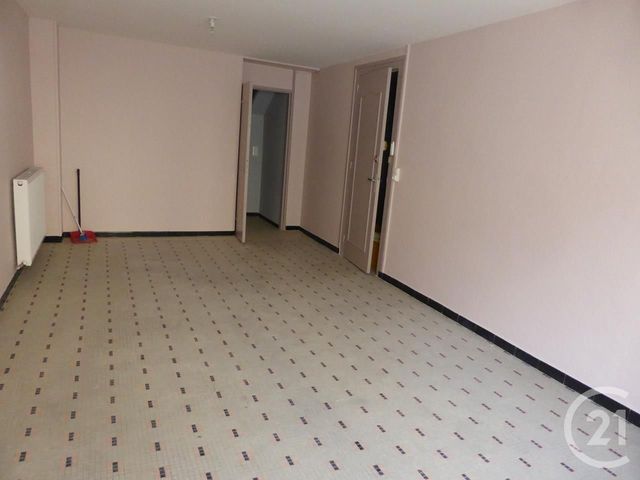Appartement T3 à louer - 4 pièces - 92.75 m2 - LA REOLE - 33 - AQUITAINE - Century 21 Lgi Immo Appartement T3 à louer - 4 pièces - 92.75 m2 - LA REOLE - 33 - AQUITAINE - Century 21 Lgi Immo