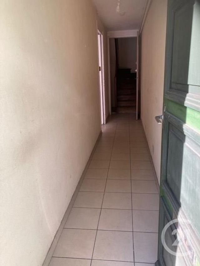 Appartement T3 à louer - 4 pièces - 92.75 m2 - LA REOLE - 33 - AQUITAINE - Century 21 Lgi Immo Appartement T3 à louer - 4 pièces - 92.75 m2 - LA REOLE - 33 - AQUITAINE - Century 21 Lgi Immo