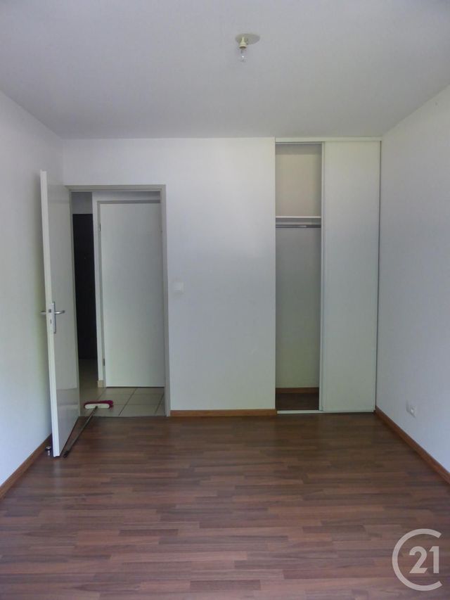 Afficher la photo en grand Appartement F2 à louer - 2 pièces - 41.68 m2 - GIRONDE SUR DROPT - 33 - AQUITAINE - Century 21 Lgi Immo