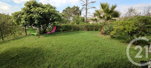 Afficher la photo en grand Appartement T3 à vendre - 3 pièces - 52.54 m2 - LA REOLE - 33 - AQUITAINE - Century 21 Lgi Immo