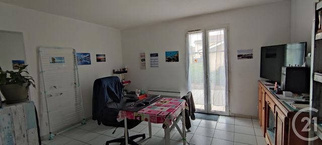 Appartement T2 à vendre - 2 pièces - 32.87 m2 - LA REOLE - 33 - AQUITAINE - Century 21 Lgi Immo